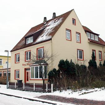 Haus Johanna in der Friedrich-August-Stra&szlig;e. Foto &copy; Erik Kohl 2012