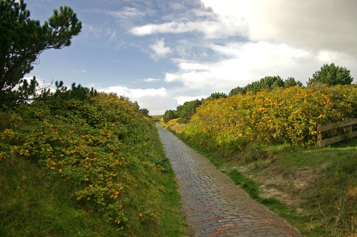 Fu&szlig;weg zum Westen