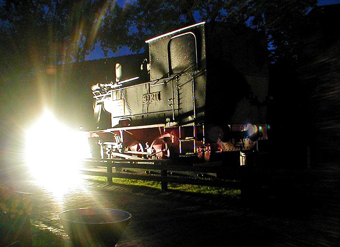 Lok 99 211 am Leuchtturm