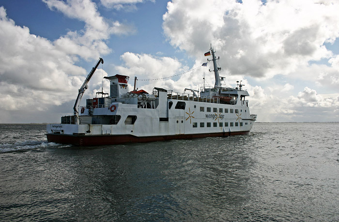 »Harlingerland‹ auf dem Weg nach Harle