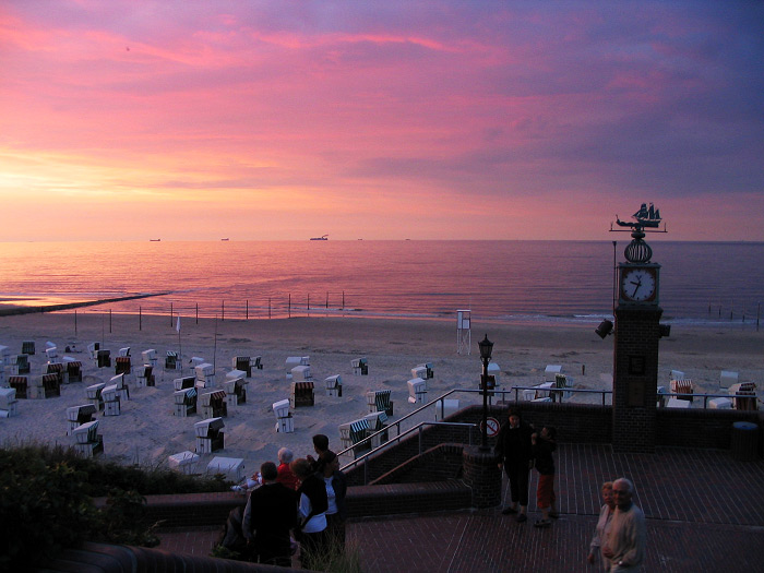 Abendd&auml;mmerung an der Uhrtreppe