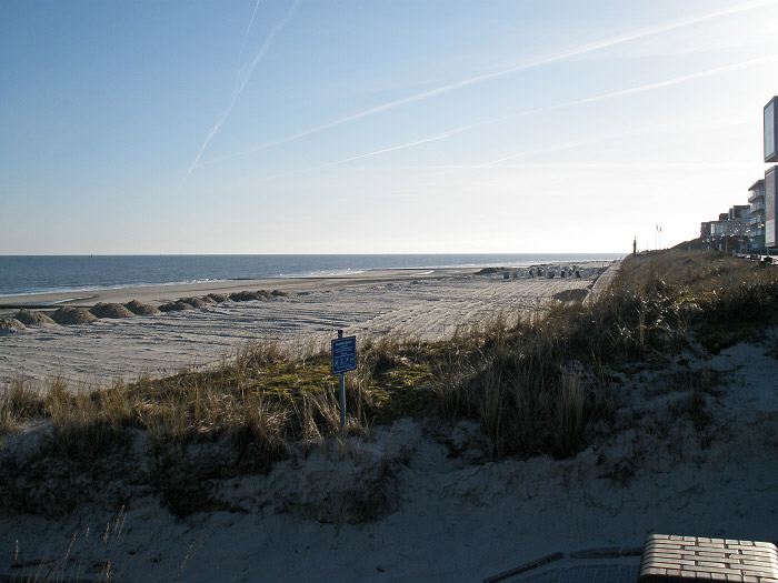 Hauptstrand in der Vorsaison