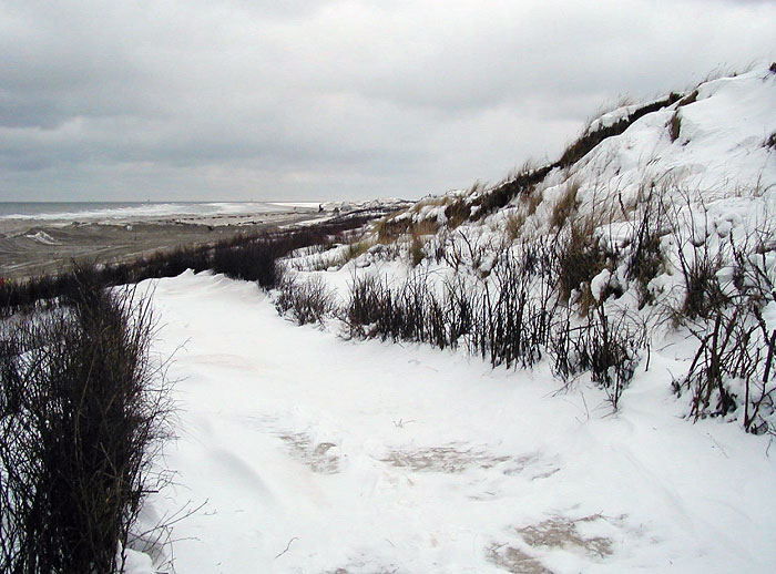 Schnee auf der &Uuml;berwegung Bootsweg