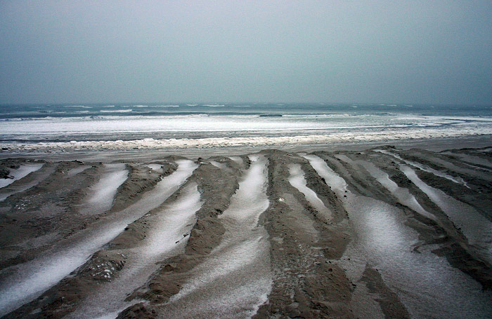Eis und Schnee am Strand