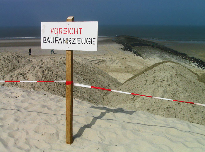 Vorsicht Baufahrzeuge