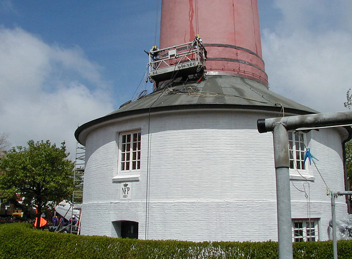 Neuanstrich des Alten Leuchtturms