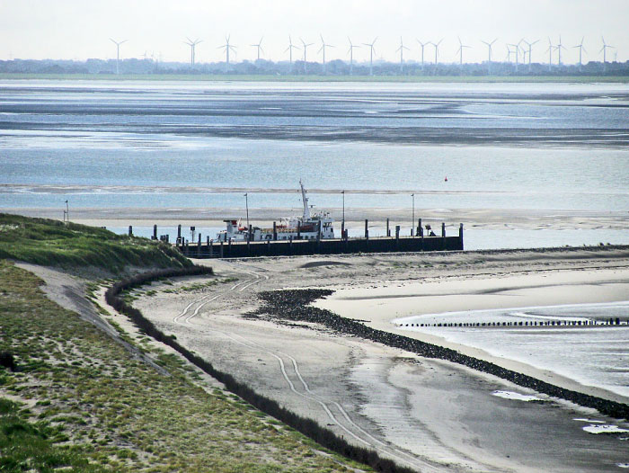 Westanleger mit MS Harlingerland