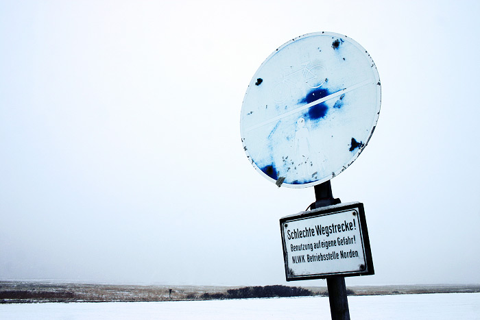 Fahrrad- und Fu&szlig;weg auf dem Deich