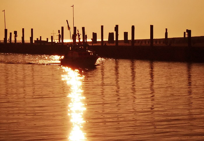 Einlaufendes Seenotrettungsboot