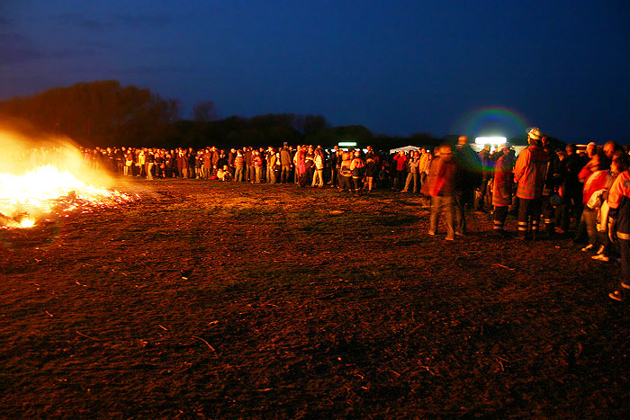 Blick auf das Osterfeuer 2011