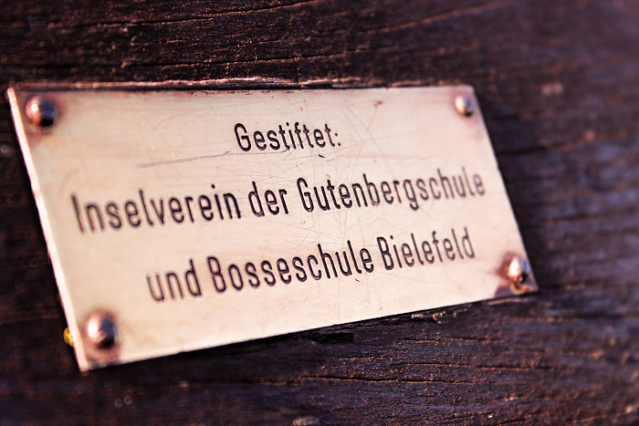 Plakette der Gutenbergschule und Bosseschule