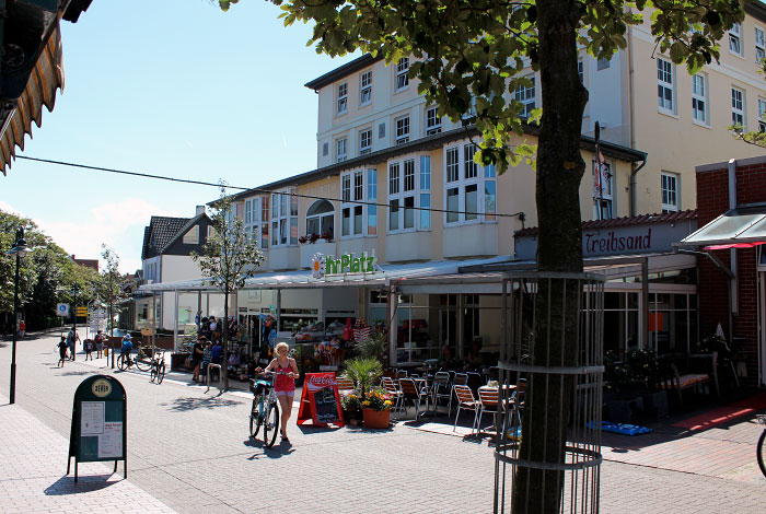 Zedeliusstra&szlig;e mit Fresena, IhrPlatz und Treibsand