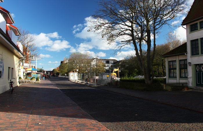 Charlottenstra&szlig;e im Herbst 2012