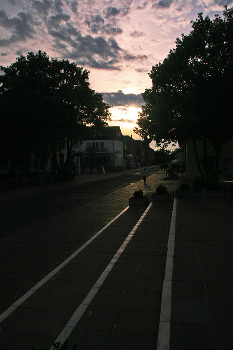 Abendstimmung im Inseldorf