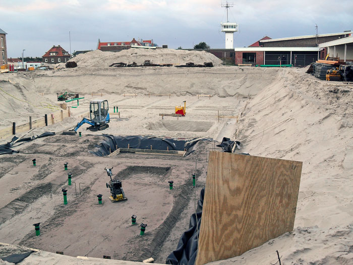 Baugrube des Aparthotels Anna D&uuml;ne