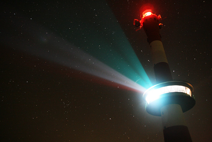 Neuer Leuchtturm bei der Arbeit