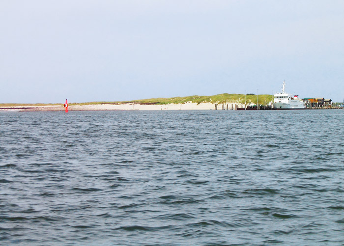 Hafeneinfahrt vom Motorboot aus gesehen
