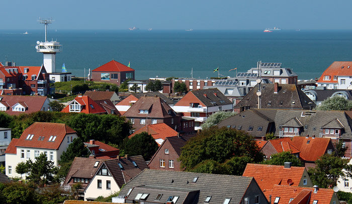 Die D&auml;cher des Inseldorfes