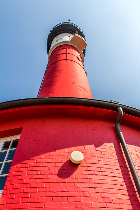 Am Fu&szlig;e des Leuchtturms