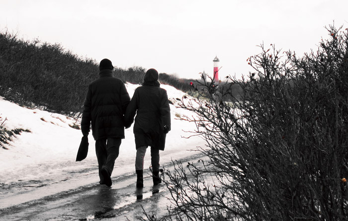 Spazierg&auml;nger im Schnee