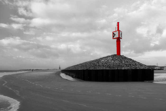 Schutzdamm am Westanleger