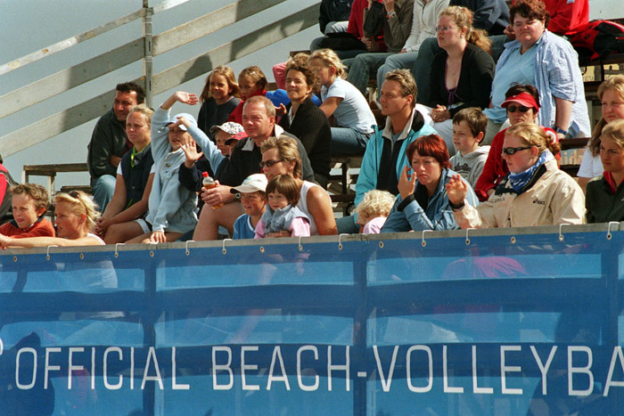 Blick auf eine Trib&uuml;ne des Center Courts