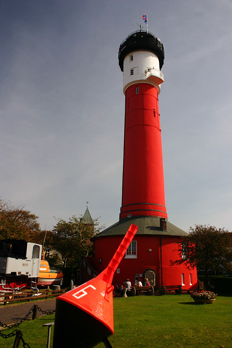 Alter Leuchtturm im Fr&uuml;hherbst