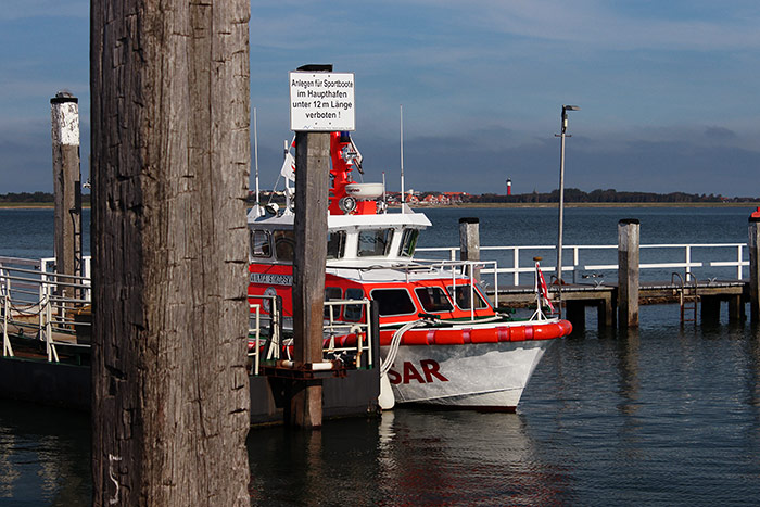 Seenotrettungsboot am Westanleger