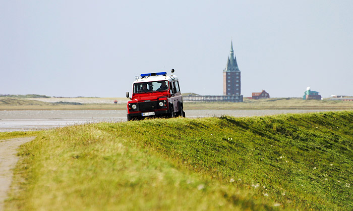 Feuerwehr auf dem Deich