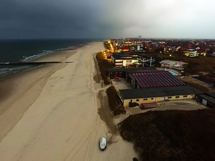 Surfstrand und Strandkorbhalle