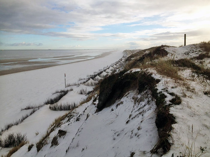 Schnee am Nordoststrand