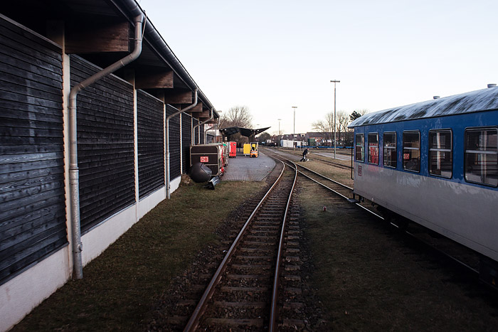 Ausfahrt aus dem Inselbahnhof