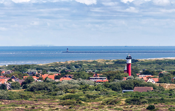 Blick vom Neuen Leuchtturm zum Dorf