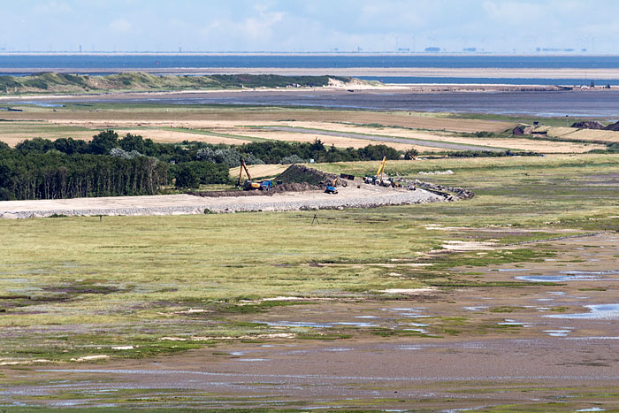 Blick auf die Deichbaustelle