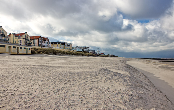 Abbruchkante am Hauptstrand