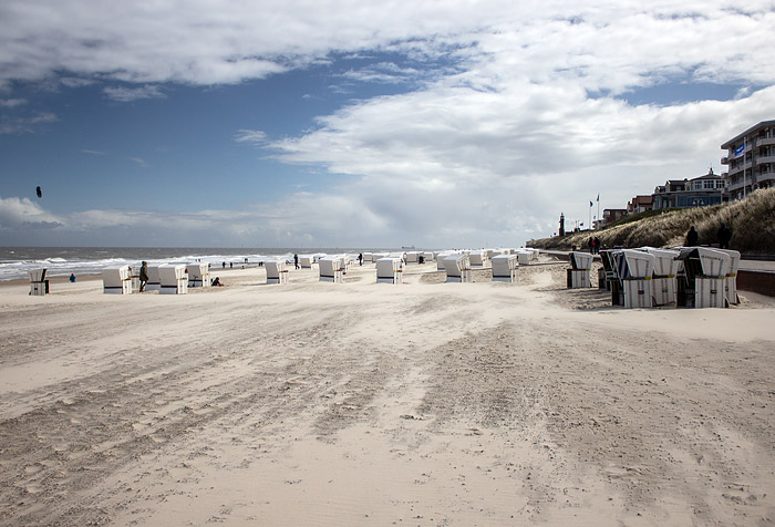 Hauptstrand im Fr&uuml;hjahr