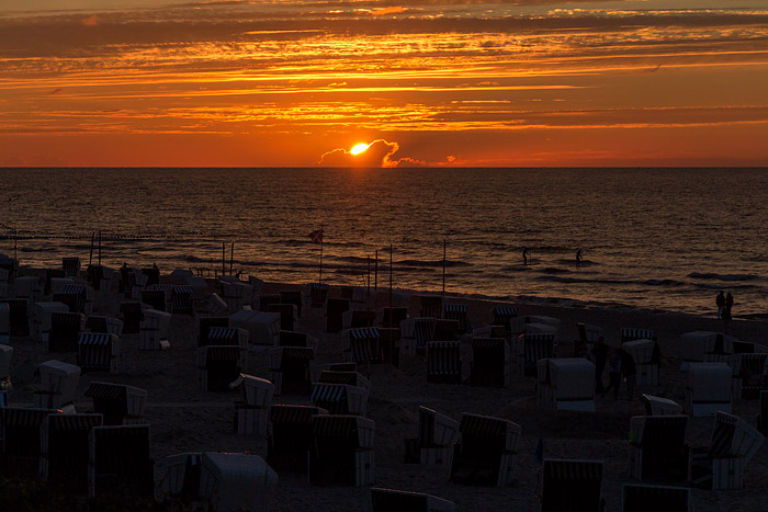 Sonnenuntergang hinter den Wolken