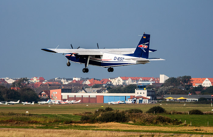 Britten-Norman BN-2 Islander beim Start