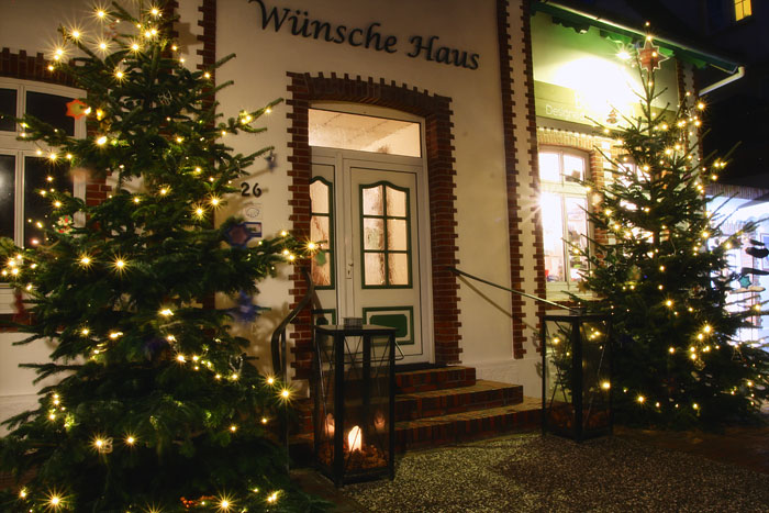 W&uuml;nsche Haus zur Weihnachtszeit