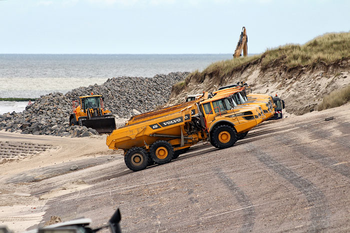 Dumper auf dem Westdeckwerk