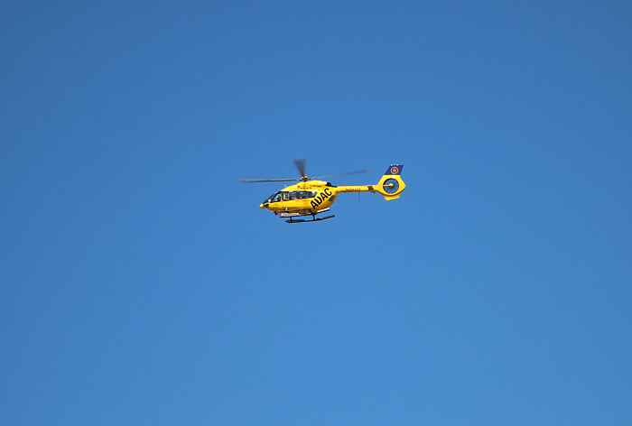 Christoph&nbsp;26 der ADAC Luftrettung im Anflug