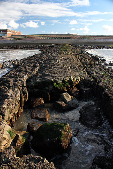 Sturmflutsch&auml;den an Buhne F
