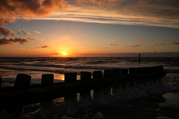 Sonnenuntergang am Hauptstrand