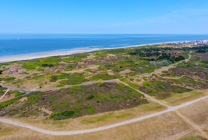 Heided&uuml;nen westlich des Dorfes