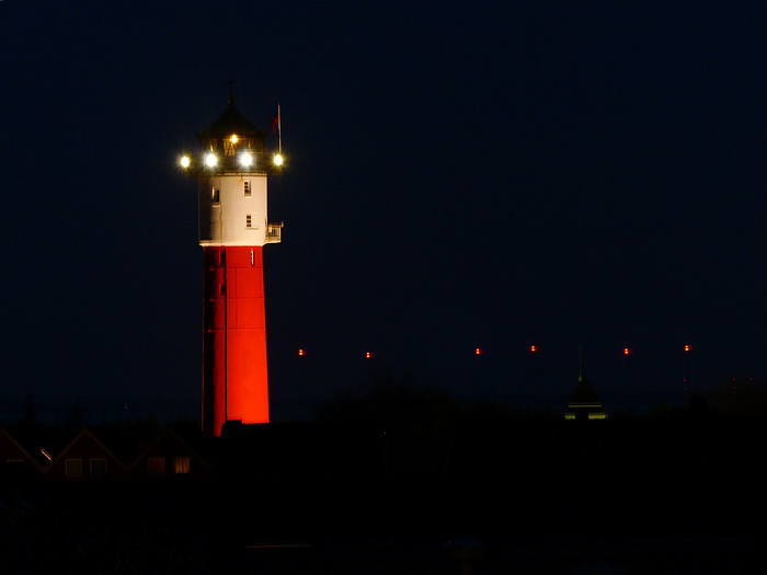 Alter Leuchtturm bei Nacht