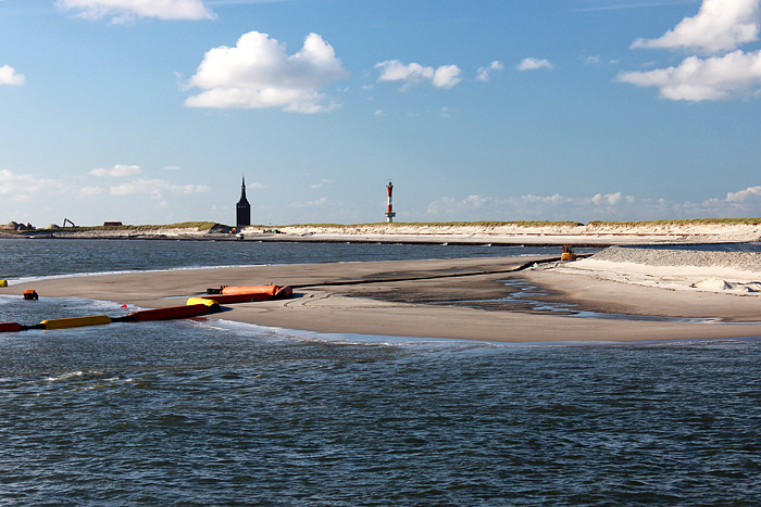Sp&uuml;lleitung n&ouml;rdlich der Hafeneinfahrt