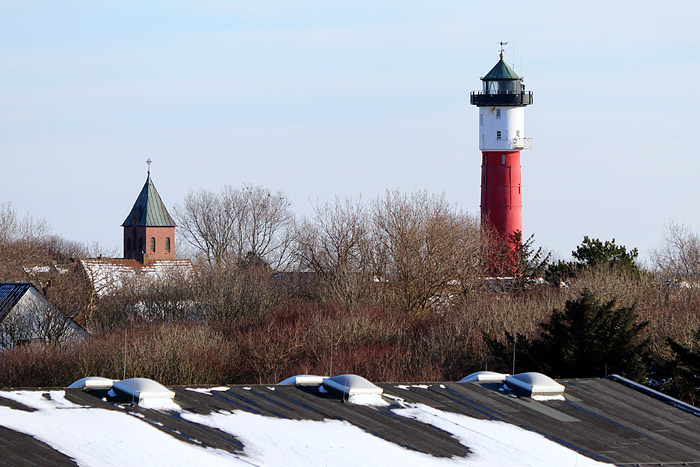 Kirche und Leuchtturm