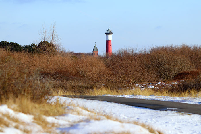 Leuchtturm und Kirche