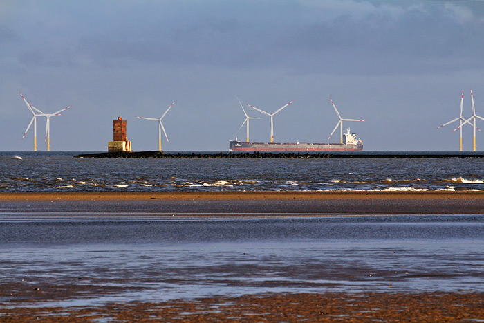 Minsener Oog Buhne A und Windpark Nordergründe
