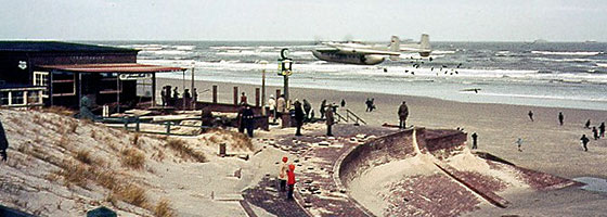 Noratlas am Strand